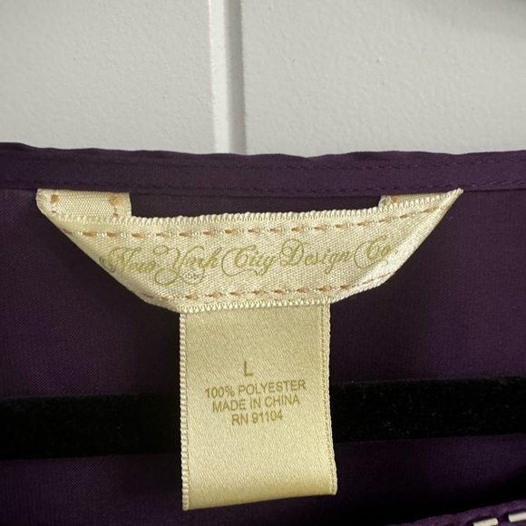 NYC Design Large Purple Embellished Top - Picture 2 of 7